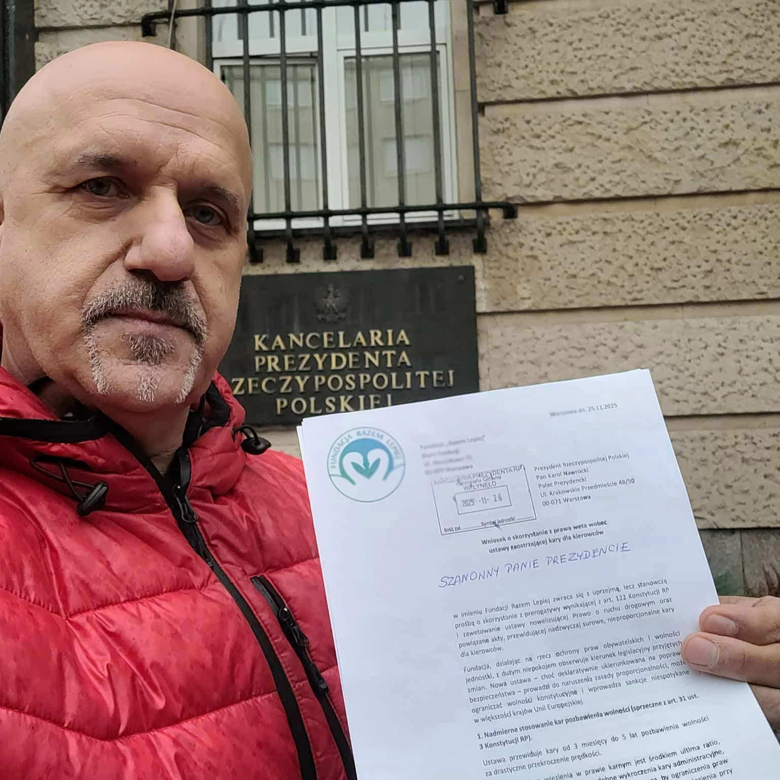 c818e146-21d4-43ca-beda-9270b66126df